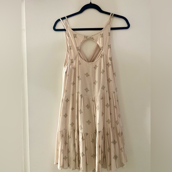 Free People // Vintage Patterned Mini-Dress (M - Cream/Tan) - Picture 5 of 7